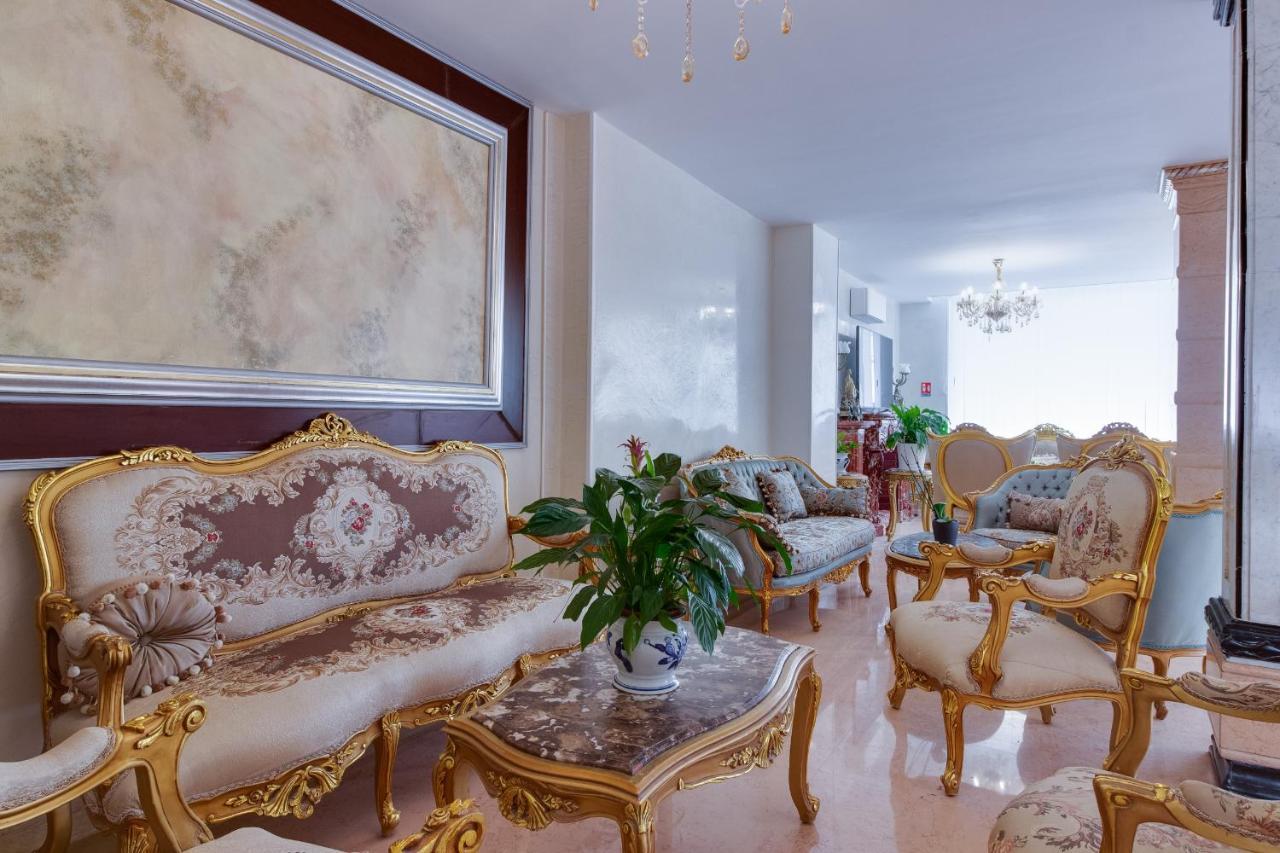 Hotel Royal Paris Ivry Exteriör bild