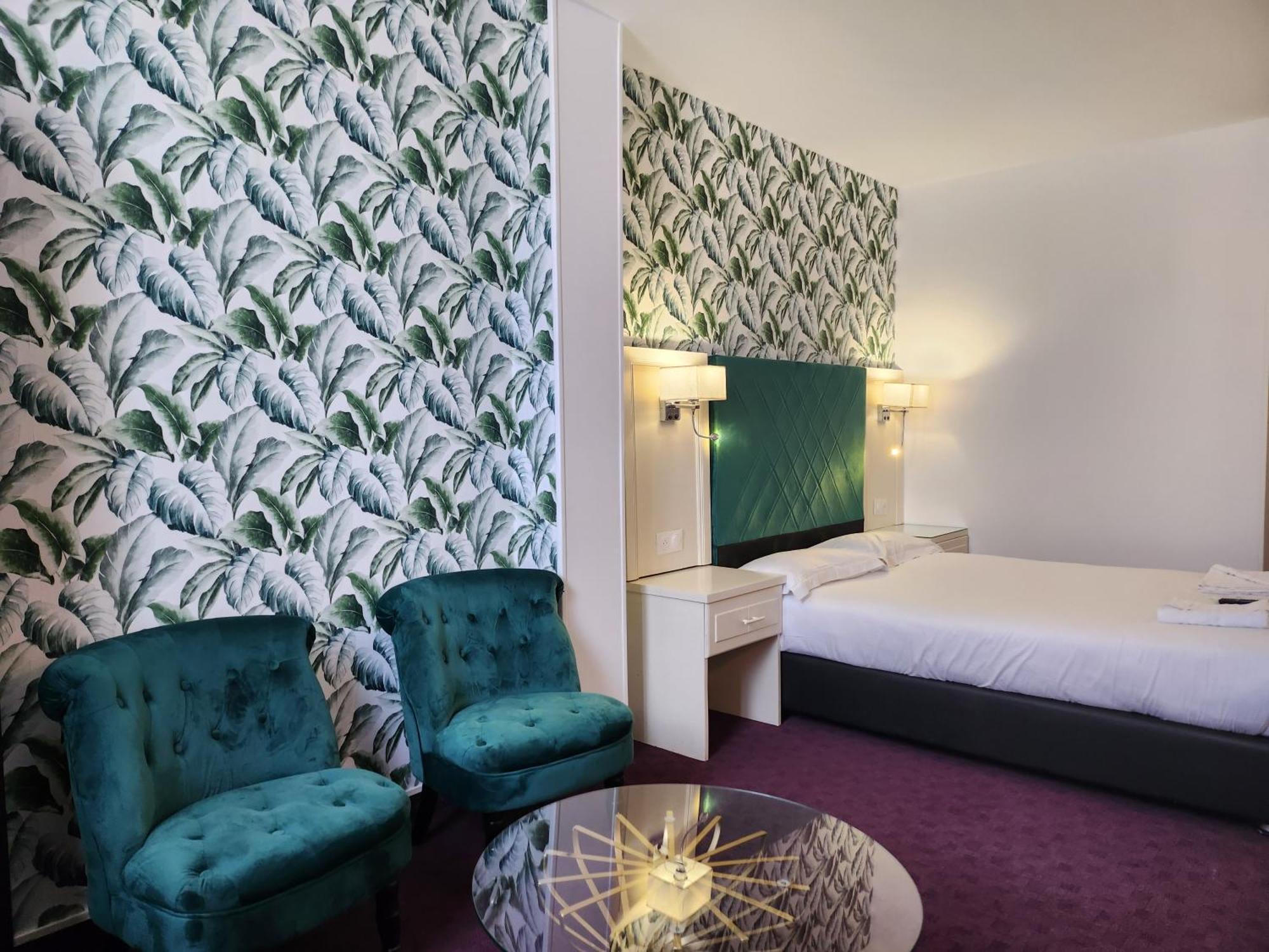 Hotel Royal Paris Ivry Exteriör bild